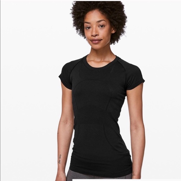 lululemon athletica Tops - Lululemon swiftly tee size 6